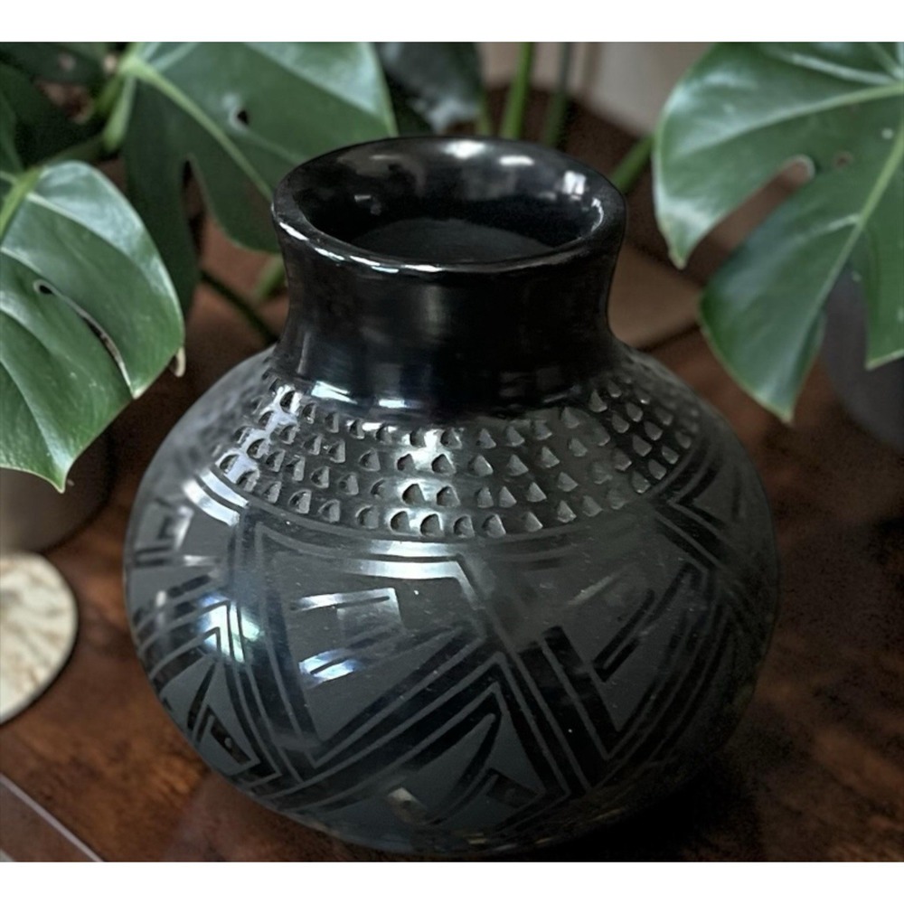 Mata Ortiz Pottery Black On Black Paquime Line‎ Work Tomasa Mora Mexican Art